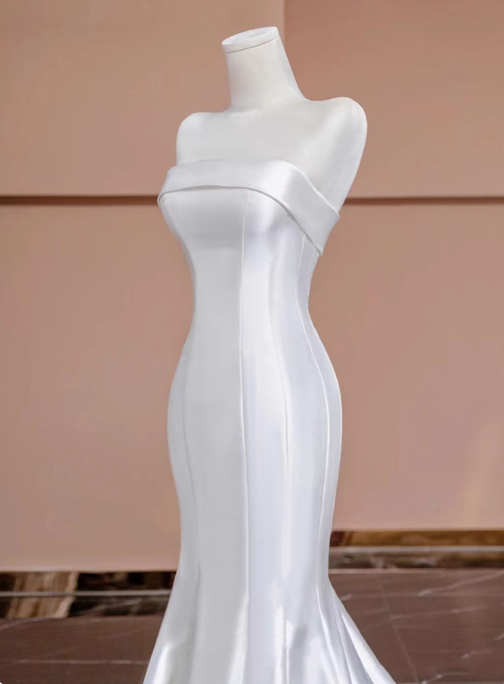 Minimalist Wedding Dress Strapless Pleated Mermaid Wedding Dress  D3256