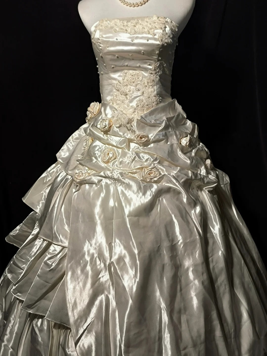 Vintage Wedding Dress Strapless Pleated Tiered Wedding Dress     D3557