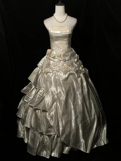 Vintage Wedding Dress Strapless Pleated Tiered Wedding Dress     D3557