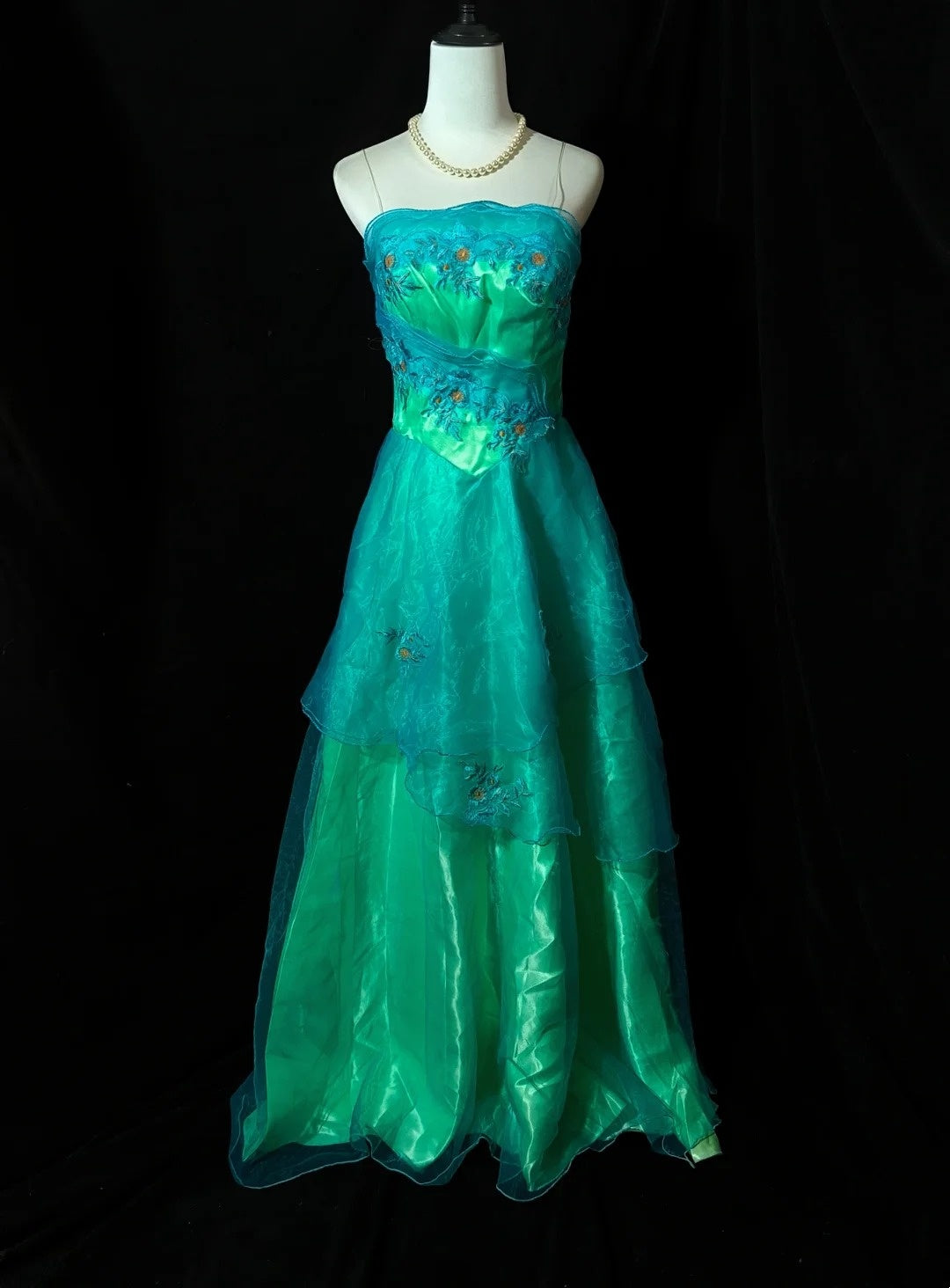 Glänzendes Ballkleid mit herzförmigem Pailletten-Meerjungfrauen-Abendkleid, Galakleid, Geburtstagspartykleid, D3415