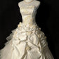 Vintage Wedding Dress Strapless Pleated Tulle Flower Wedding Dress    D3581