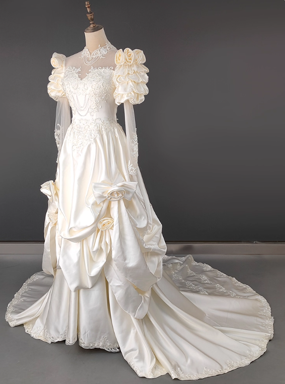 Robe de mariée beauté A-Line, décolleté en cœur, plissée, D3302