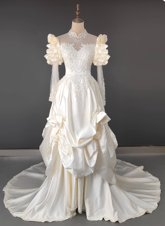 Robe de mariée beauté A-Line, décolleté en cœur, plissée, D3302