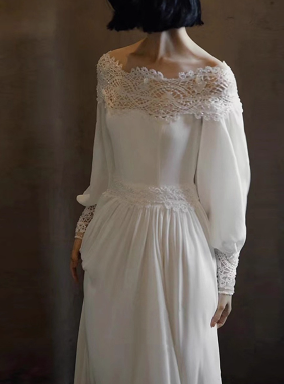 Robe de mariée beauté A-Line, décolleté en cœur, plissée, D3302
