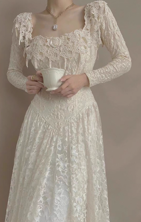 Vintage Wedding Dress Square Neck Pleated Wedding Dress  D3602