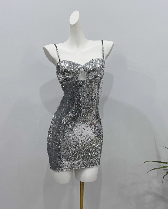 Robe de soirée courte plissée à bretelles spaghetti, tenue de soirée d'anniversaire, robe de cocktail D3339