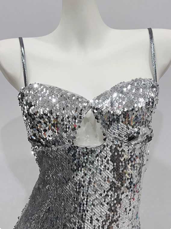 Robe de soirée courte plissée à bretelles spaghetti, tenue de soirée d'anniversaire, robe de cocktail D3339