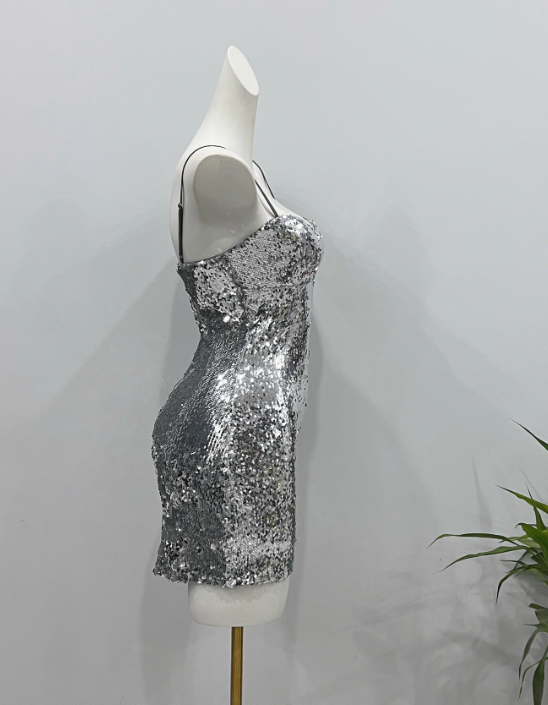 Robe de soirée courte plissée à bretelles spaghetti, tenue de soirée d'anniversaire, robe de cocktail D3339