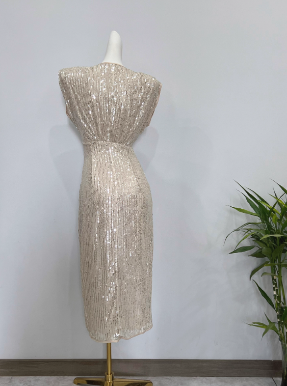 Shiny Prom Dress V-neck Slit Evening Dress Cocktail Dress Gala Dress       D3619