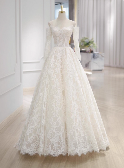 Robe de mariée beauté A-Line, décolleté en cœur, plissée, D3302
