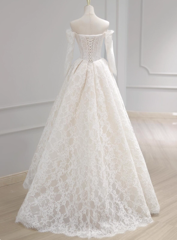 Robe de mariée beauté A-Line, décolleté en cœur, plissée, D3302