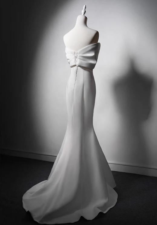 Robe de mariée beauté A-Line, décolleté en cœur, plissée, D3302