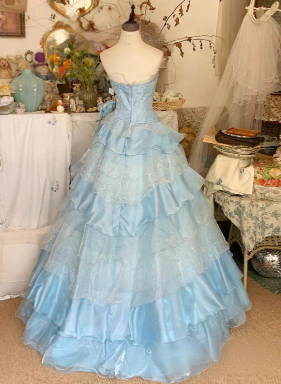 New Arrival Prom Dress Spaghetti Straps Ruffle Tired Ball Gown Evening Gown Quinceanera Dress    D3650