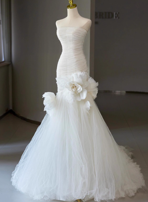 Robe de mariée beauté A-Line, décolleté en cœur, plissée, D3302
