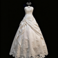 Robe de mariée beauté A-Line, décolleté en cœur, plissée, D3302