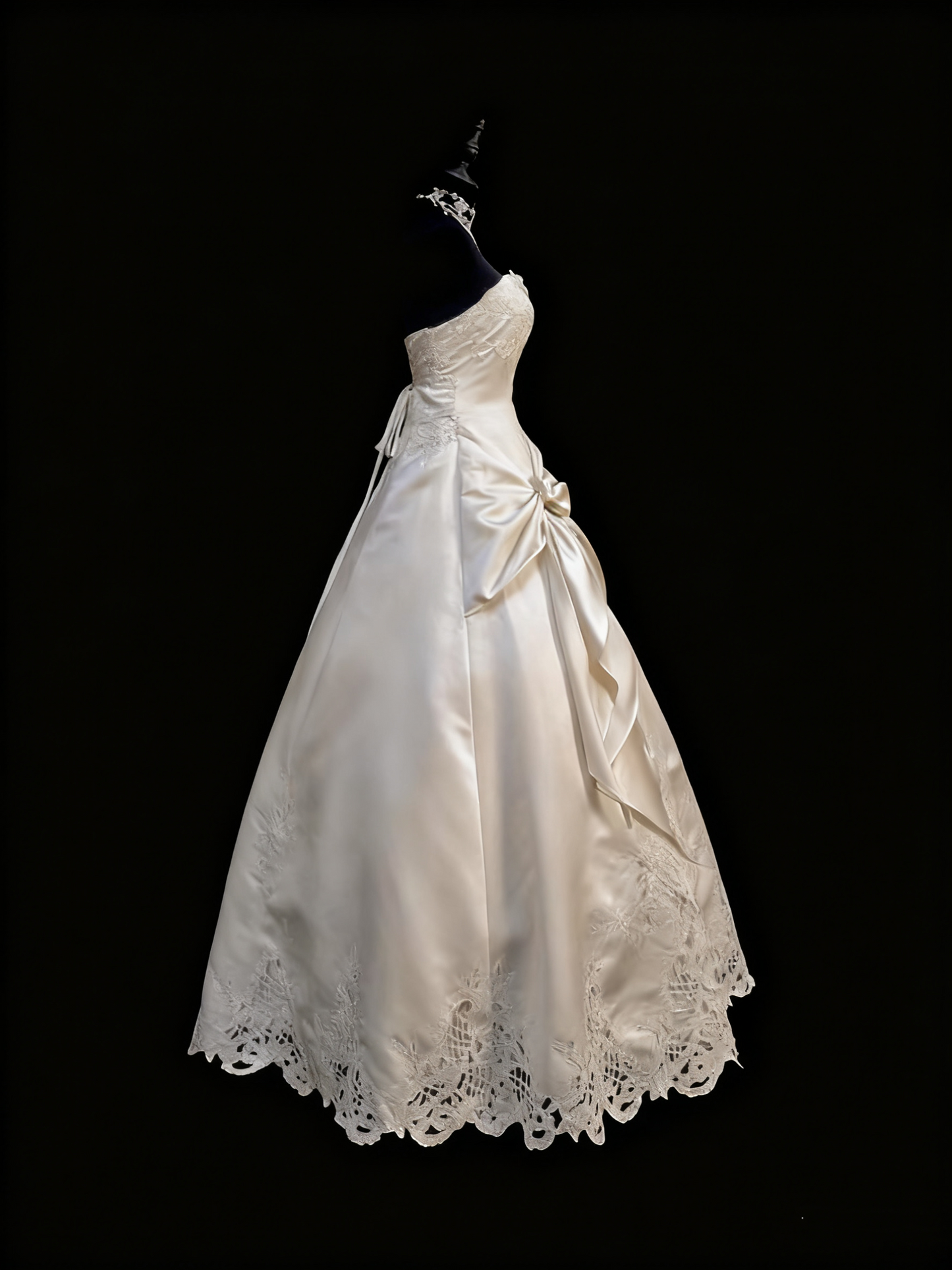Robe de mariée beauté A-Line, décolleté en cœur, plissée, D3302