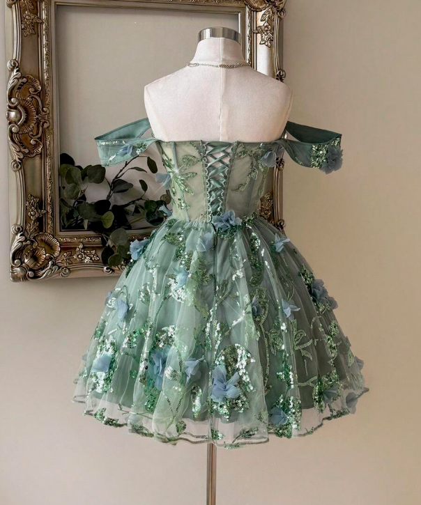 Stunning Homecoming Dress Off Shoulder Pleated Short Prom Dress Birthday Party Outfits       D3675