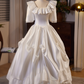Robe de mariée beauté A-Line, décolleté en cœur, plissée, D3302