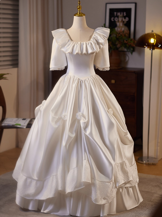 Robe de mariée beauté A-Line, décolleté en cœur, plissée, D3302