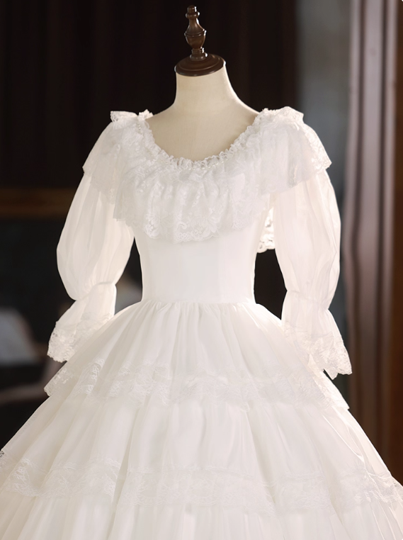 Robe de mariée beauté A-Line, décolleté en cœur, plissée, D3302