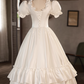 Robe de mariée beauté A-Line, décolleté en cœur, plissée, D3302