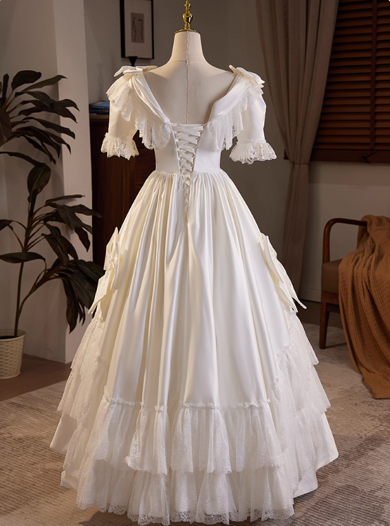 Robe de mariée beauté A-Line, décolleté en cœur, plissée, D3302