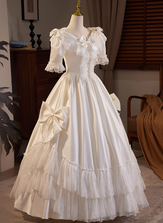 Robe de mariée beauté A-Line, décolleté en cœur, plissée, D3302