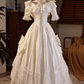 Robe de mariée beauté A-Line, décolleté en cœur, plissée, D3302
