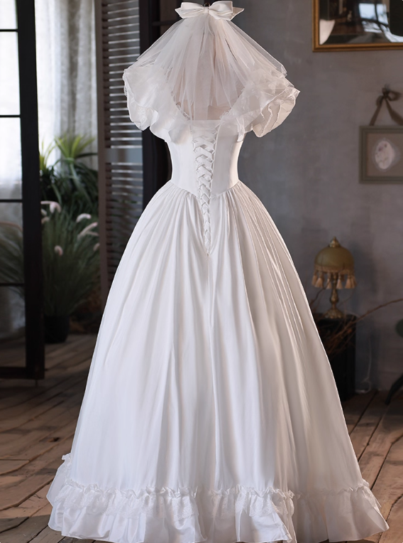 Robe de mariée beauté A-Line, décolleté en cœur, plissée, D3302