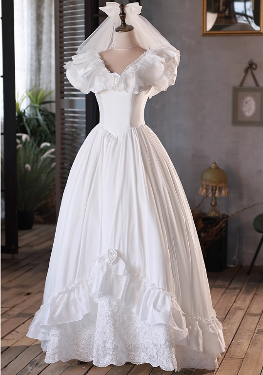 Robe de mariée beauté A-Line, décolleté en cœur, plissée, D3302