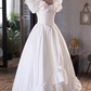 Robe de mariée beauté A-Line, décolleté en cœur, plissée, D3302