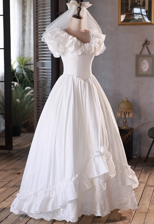 Robe de mariée beauté A-Line, décolleté en cœur, plissée, D3302