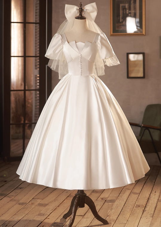Robe de mariée beauté A-Line, décolleté en cœur, plissée, D3302