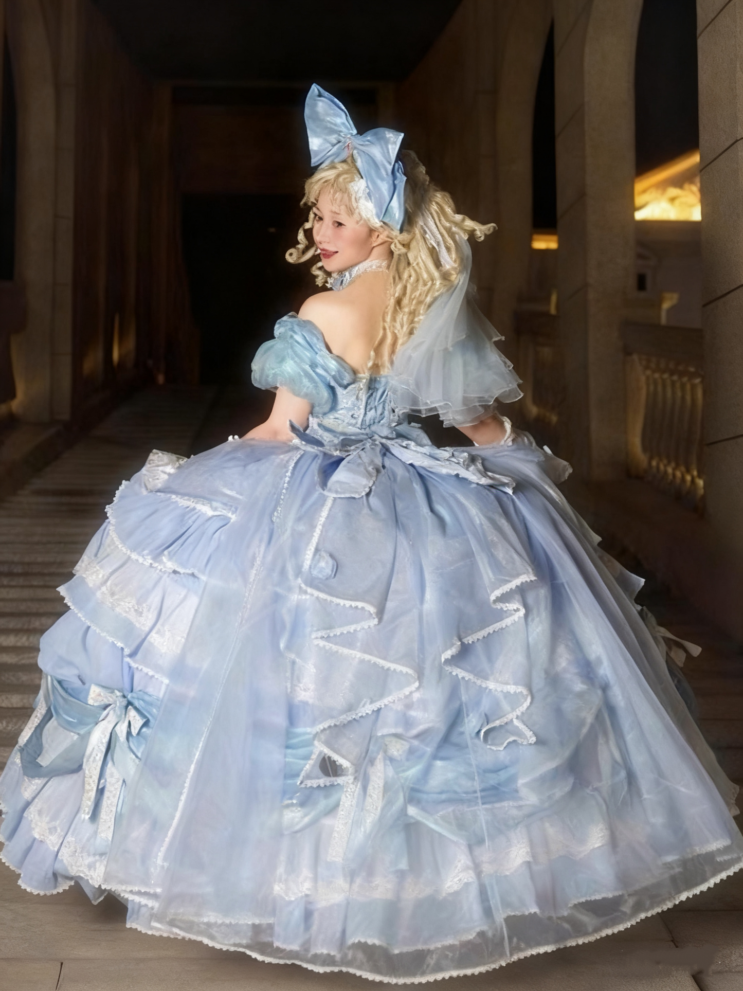 Luxury Prom Dress V-neck Pleated Tiered Ball Gown Quinceanera Outfits Evening Dress   D3722