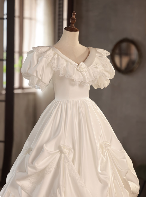 Robe de mariée beauté A-Line, décolleté en cœur, plissée, D3302