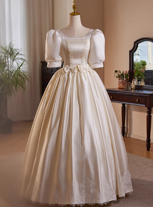 Robe de mariée beauté A-Line, décolleté en cœur, plissée, D3302