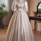 Robe de mariée beauté A-Line, décolleté en cœur, plissée, D3302