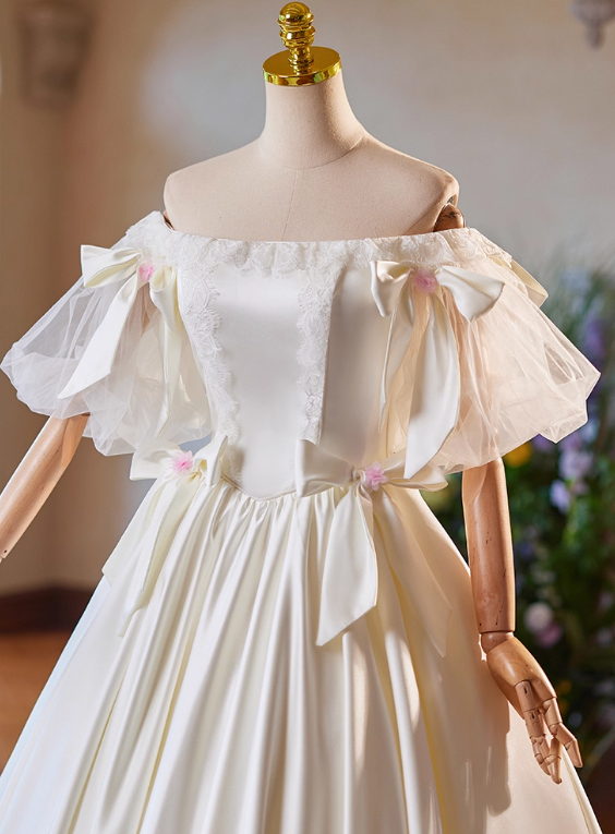 Robe de mariée beauté A-Line, décolleté en cœur, plissée, D3302