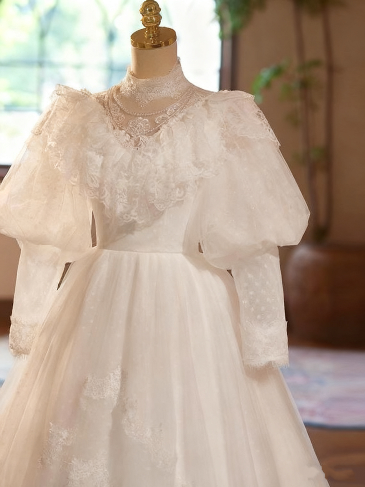 Vintage Wedding Dress High Collar Pleated Lace Wedding Dress  D3739