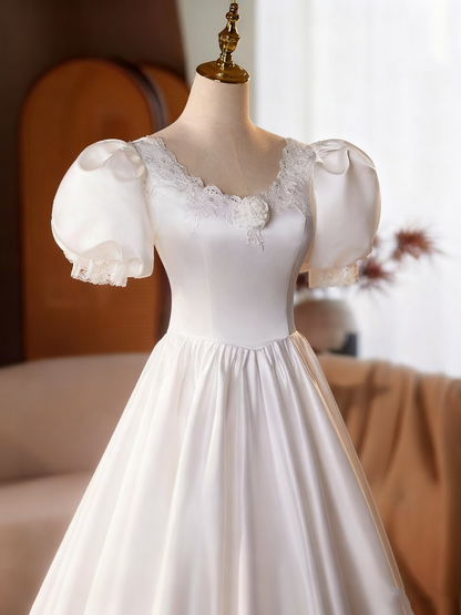 Minimalist Wedding Dress Crew Neck Pleated Wedding Dress  D3740