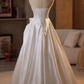Robe de mariée beauté A-Line, décolleté en cœur, plissée, D3302