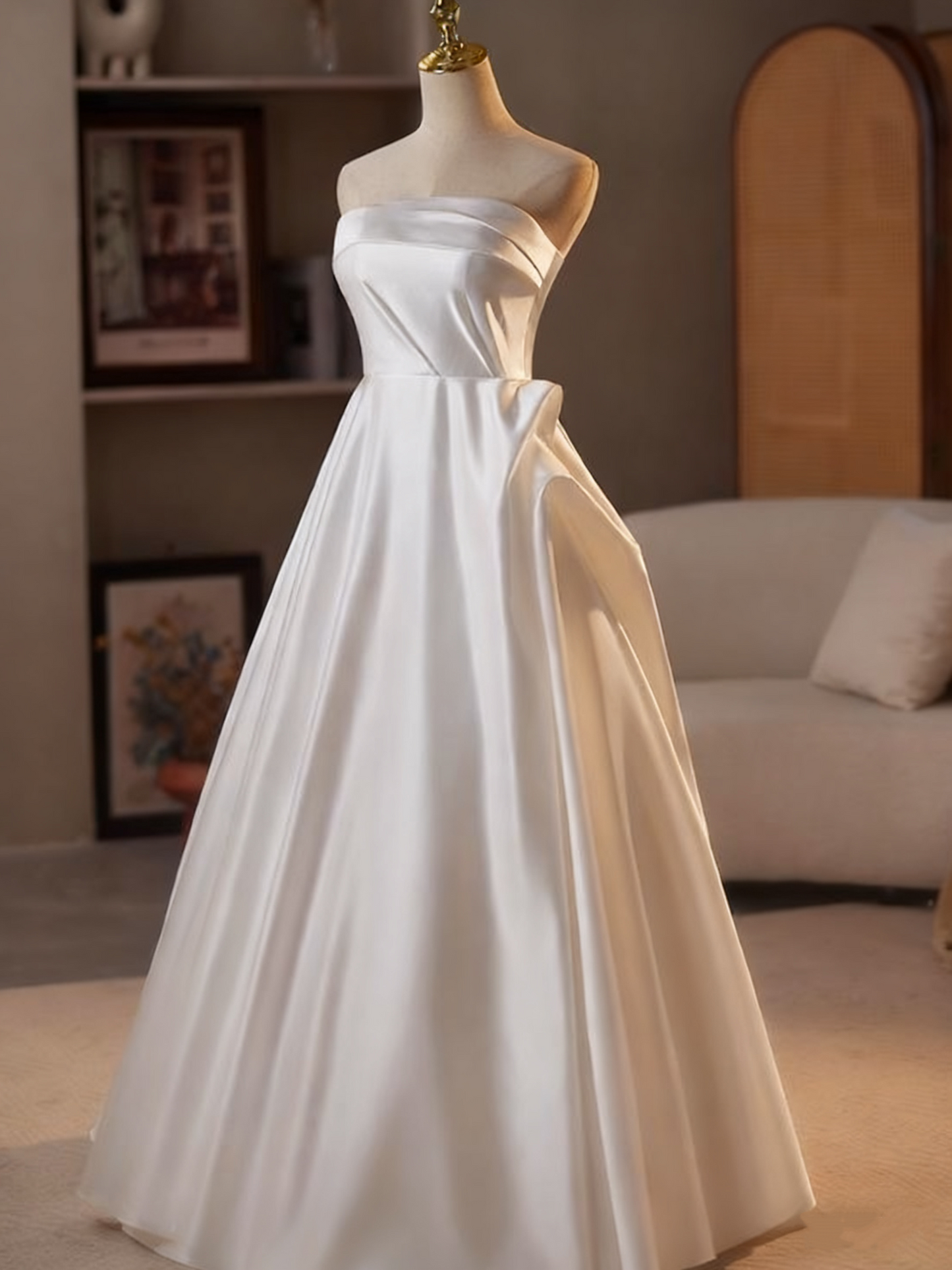 Robe de mariée beauté A-Line, décolleté en cœur, plissée, D3302
