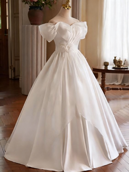 Robe de mariée beauté A-Line, décolleté en cœur, plissée, D3302