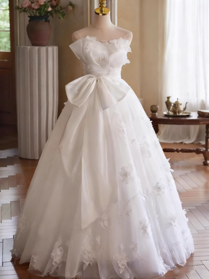 Robe de mariée beauté A-Line, décolleté en cœur, plissée, D3302