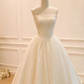 Robe de mariée beauté A-Line, décolleté en cœur, plissée, D3302