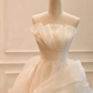 Robe de mariée beauté A-Line, décolleté en cœur, plissée, D3302