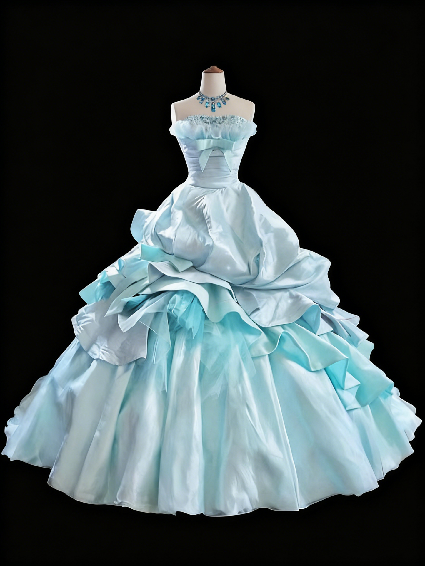 Pretty Prom Dress Strapless Pleated Ball Gown Quinceanera Dress Evening Dress Birthday Outfits     D3800