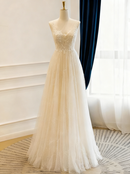 Elegant Wedding Dress V-neck Pleated Tulle Wedding Dress      D3826