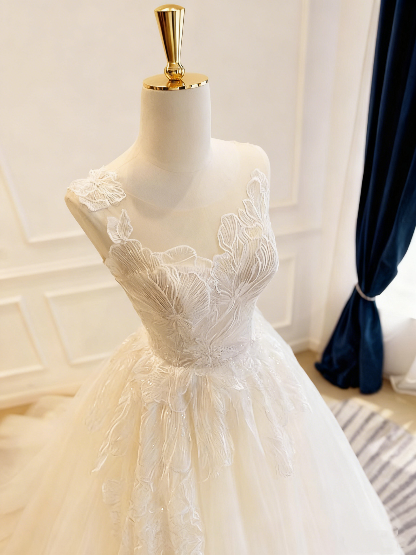 Gorgeous Wedding Dress Crew Neck Pleated Tulle Wedding Dress     D3827