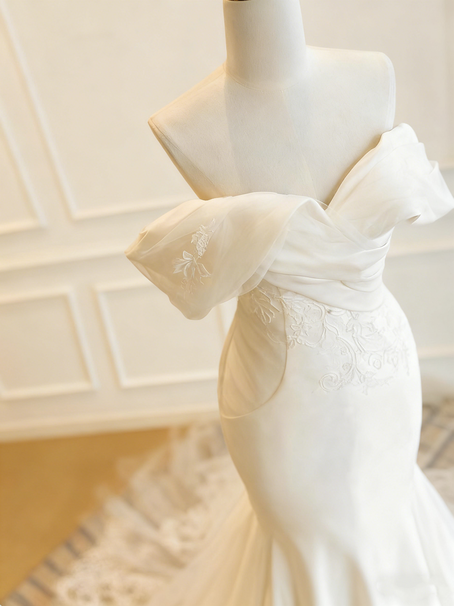 Robe de mariée beauté A-Line, décolleté en cœur, plissée, D3302